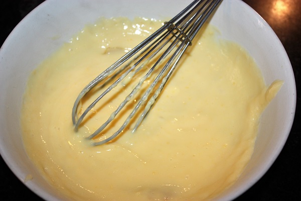 Crostata con crema e amarene
